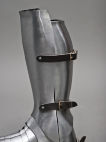Medieval armor: functional full-round greaves
