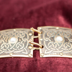 Brass Women's Etched Belt "The Accolade"