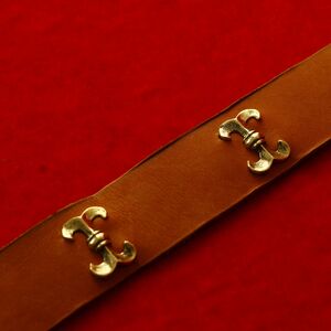 HANDMADE LEATHER BELT  WITH MOLDED ACCENTS