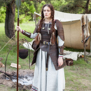 Leather Viking Spaulders “Shieldmaiden” by AmrStreet