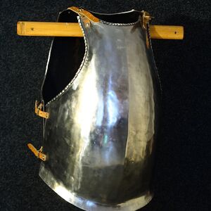 MEDIEVAL BREASTPLATE AND BACKPLATE ARMOR