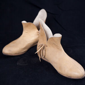 Medieval Leather Shoes Classic XIV century design