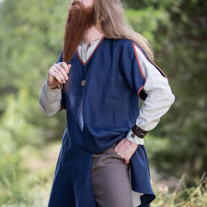 "Ulf the Watcher" set: undertunic and short-sleeved overtunic with accents