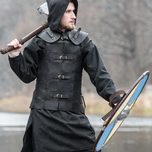 Viking Leather Vest “Ragnvaldur the Traveller”