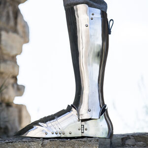 XV century leg armor: greaves