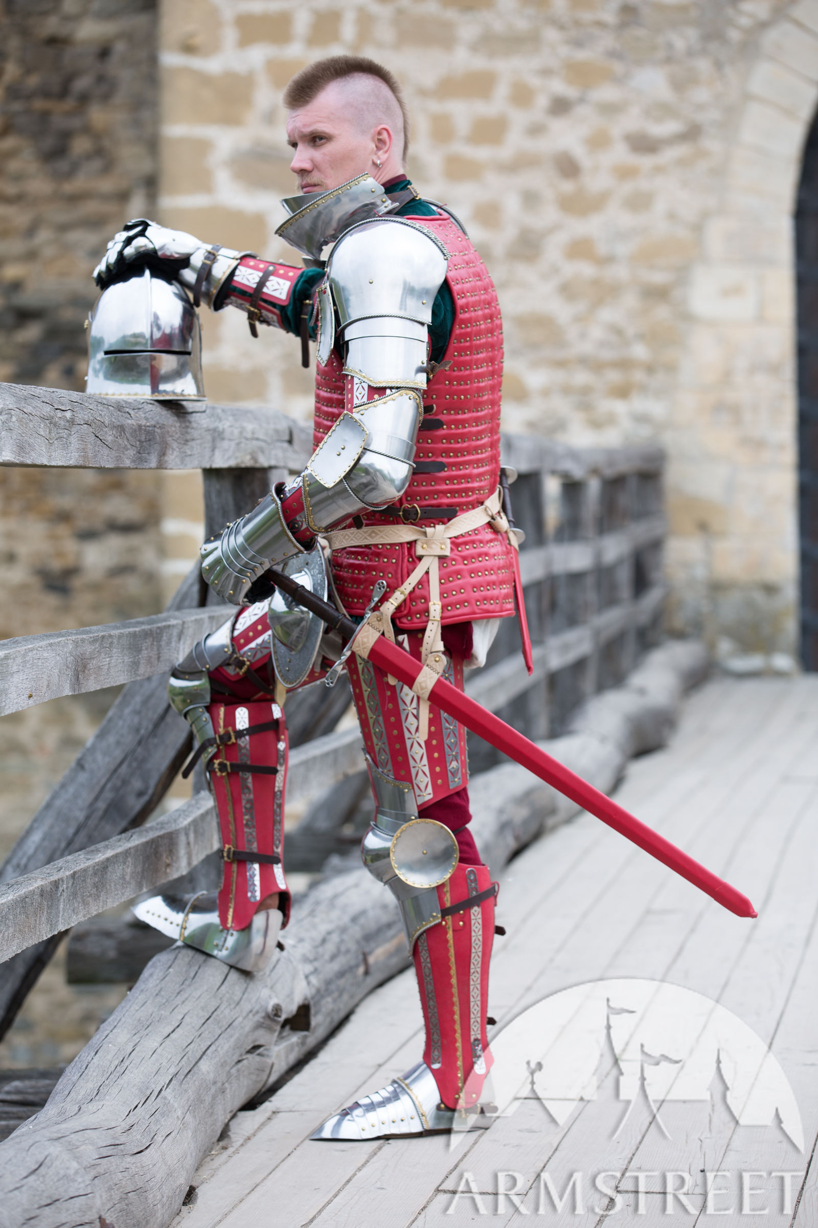 Kingmaker Armor Collection Full Body Image