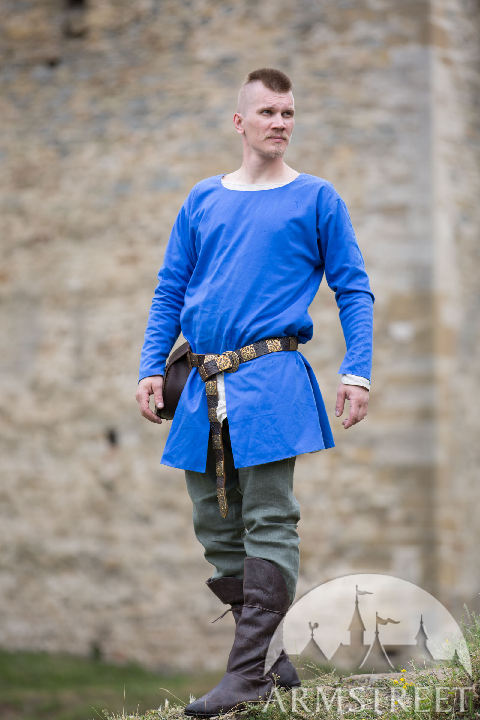 Medieval tunic lined with fine flax linen. Available in: dark blue cotton,  green cotton, black cotton, blue cotton, burgundy cotton, brown cotton,  white fine flax linen, natural fine flax linen :: by