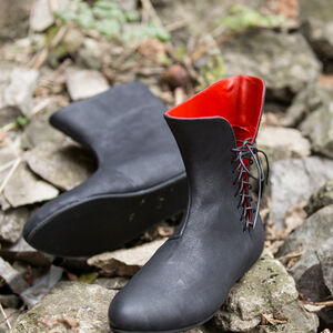 Ankle boots with contrasting lining for men