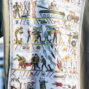 Black Cotton T-shirt “Tapestry of War”