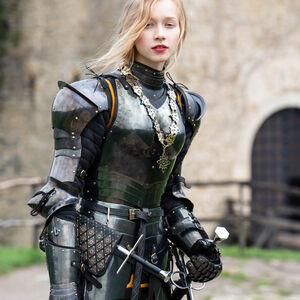Female Knight Armor Breastplate “The Dark Star”
