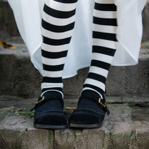 Cow Mouth style women’s leather shoes with bordering “Twilight Pumpkin”