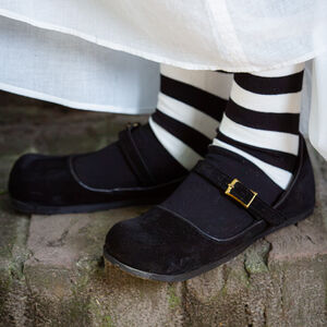 Cow Mouth style women’s leather shoes with bordering “Twilight Pumpkin”