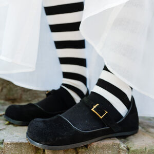 Cow Mouth style women’s leather shoes with bordering “Twilight Pumpkin”