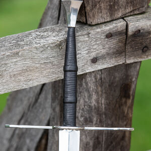 Dark Star Arming Sword and Leather Scabbard