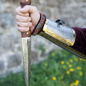 Decorative Dagger “King of the East"