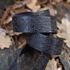 Embossed leather belt with cast buckle “Dark Wolf”