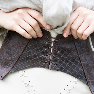 Embossed Leather Lendenier Women’s Arming Belt