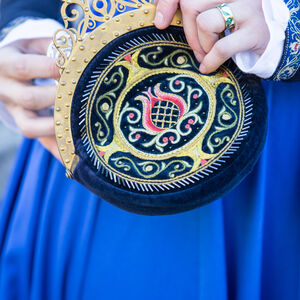 Embroidered Velvet Round Purse with Beads “Renaissance Memories” 
