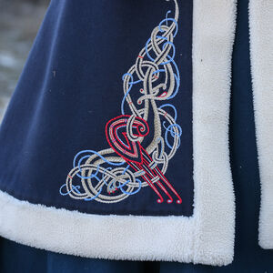 Embroidered Woolen Viking Coat “Girda the Snowdancer”