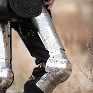 Articulated etched leg armor “Mythical Beasts”