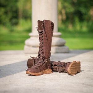 Medieval sword-fighting female boots "Dragon"