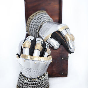 Finger Gauntlets "Prince of the East" Armor