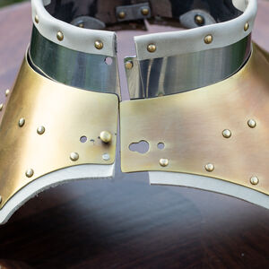Knight Armor Gorget “Morning Star”