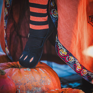 Halloween edition Cow Mouth style women’s square shoes with cutouts
