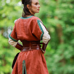 Handmade leather corset belt with embossing "Huntress"