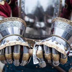 Hourglasses Finger Gauntlets "King's Guard" front view