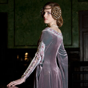 Exclusive medieval velvet dress with chemise