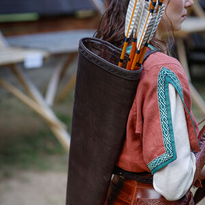 Medieval leather archery quiver "Huntress" fantasy archery gear