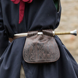 Leather bag with pockets from “Timeless Middle Ages” collection