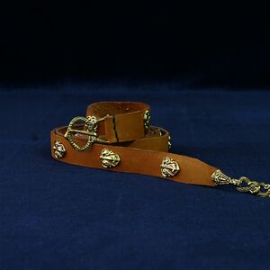 LEATHER BELT WITH MOLDED ACCENTS "GOTHLAND"