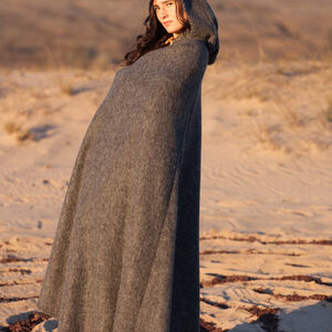 Warm Woolen Cloak “Labyrinth”