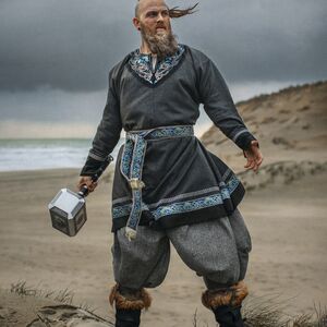Limited winter edition woolen embroidered Viking tunic “Jarl Eric”
