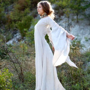 Medieval flax linen chemise Archeress