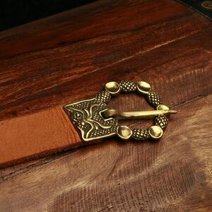 MEDIEVAL LEATHER BELT MOLDED ACCENTS XV ENGLAND