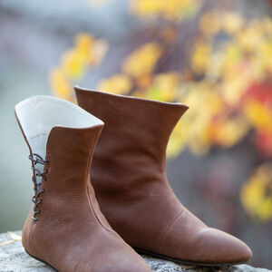 Medieval Leather Shoes for Women “Autumn Princess”