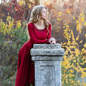 Red Medieval Linen Dress “Autumn Princess”
