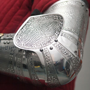Etched western arms elbow cop look