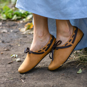 Medieval women’s shoes "Fireside family" comfy flat slip-ons