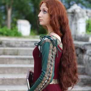 Medieval Clothing for Noblewomen "Green Sleeves"