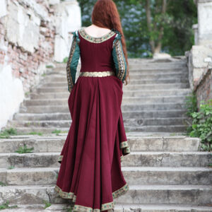 Medieval Costume "Green Sleeves"