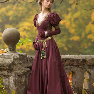 Medieval Fantasy Dress "Princess in Exile" 