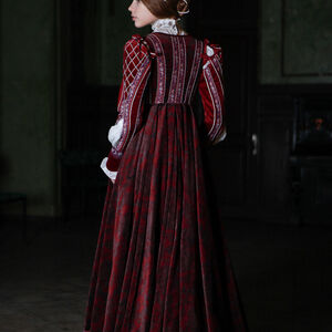 Renaissance Dress  Costume "Beautiful Ginevra"