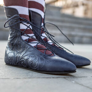 “Renaissance Memories” embossed leather shoes with lacing