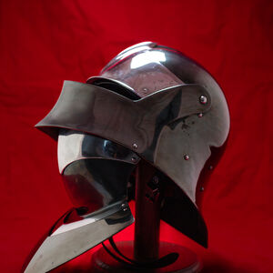 Sallet with bevor featuring contrasting accents