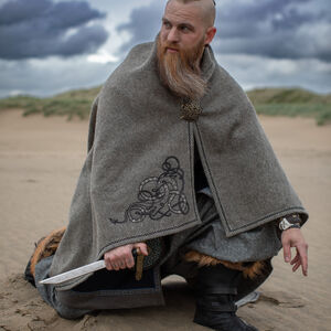 Viking Woolen Cloak with Embroidery "Hilda the Haughty"