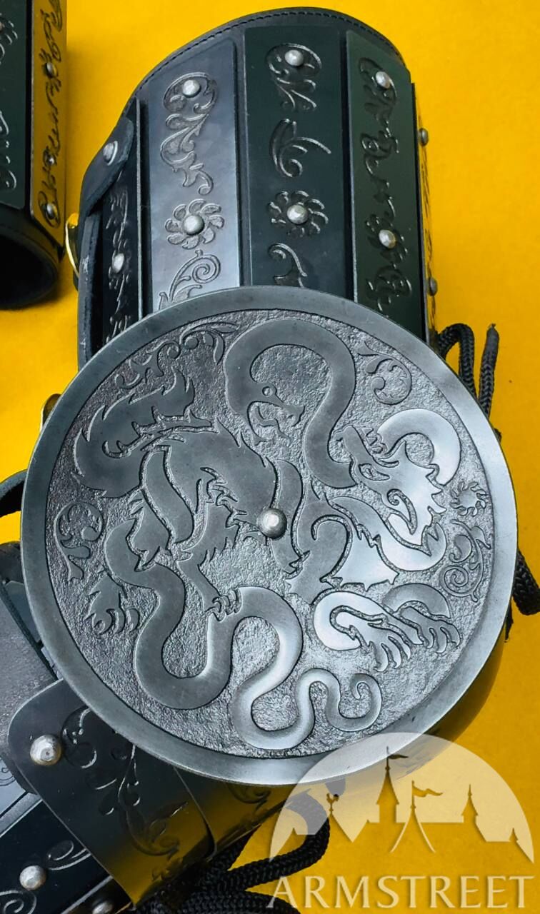 Rondels on splinted arms in a custom black finish